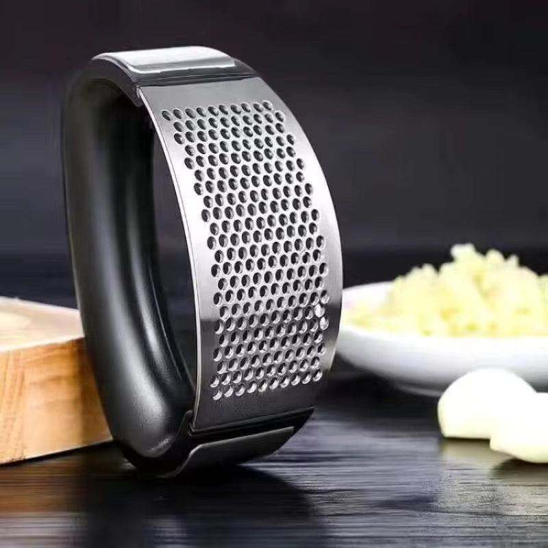 Stainless Steel Garlic Press Rocker, Professional Manual Garlic Mincer & Ginger Crusher