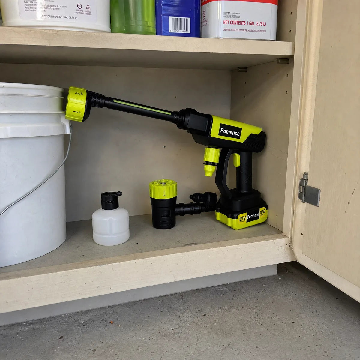 Patricia W. using Pomence for home outdoor cleaning