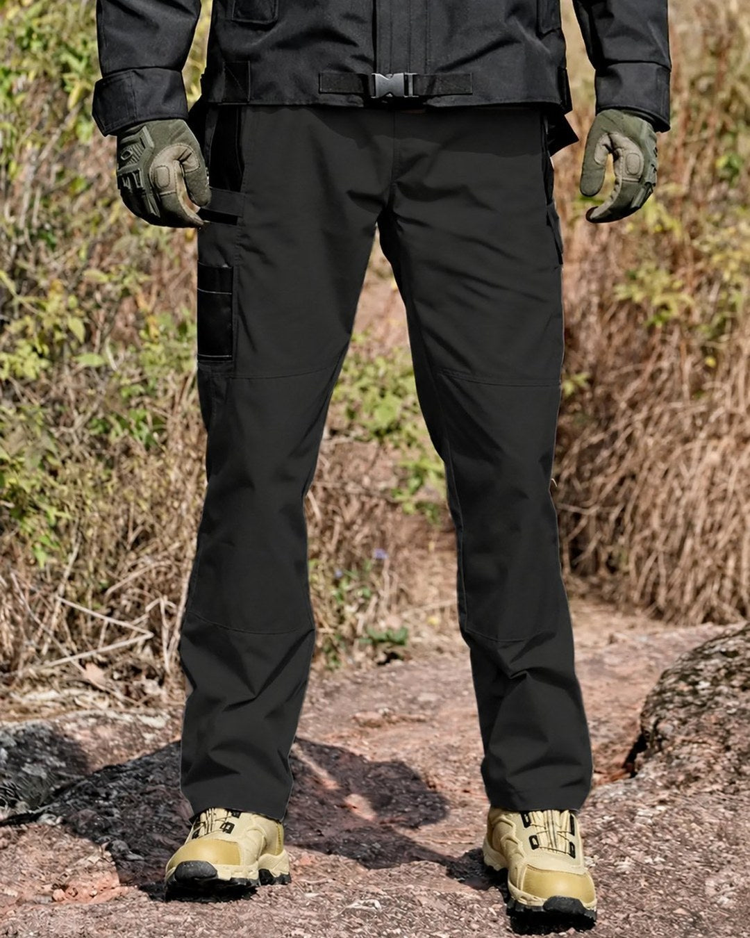 Pomence Men's Tactical Work Pants. Pomence Men's Tactical Work Pants - on body detail