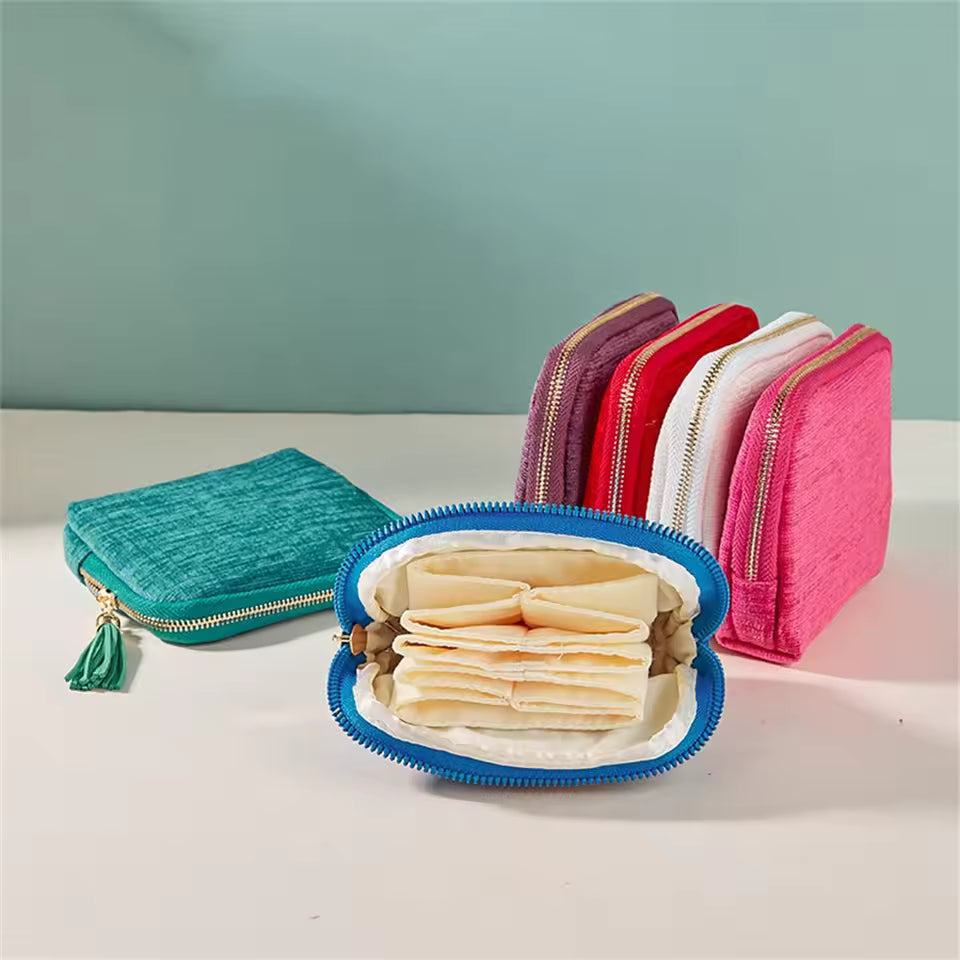 Travel Jewelry Organizer - Multiple Compartments with High Capacity