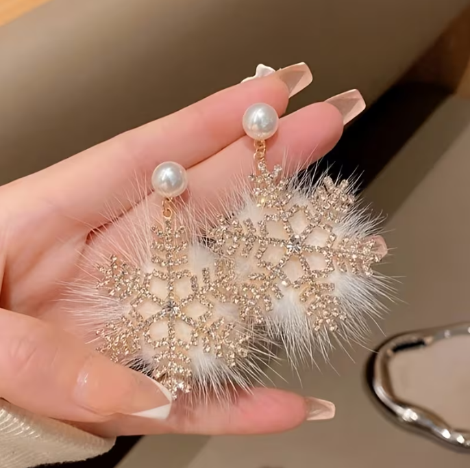 Vintage Snowflake Dangle Earrings