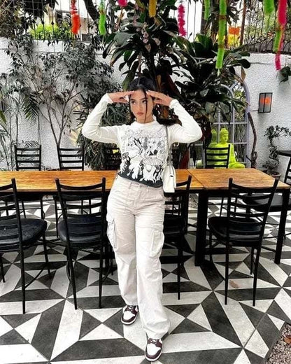Pomence™ Adjustable Cargo Pants. White: cargo pants worn for an evening look
