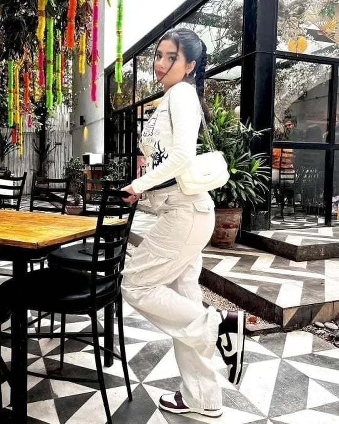 Pomence™ Adjustable Cargo Pants. Adjustable cargo pants, look 9
