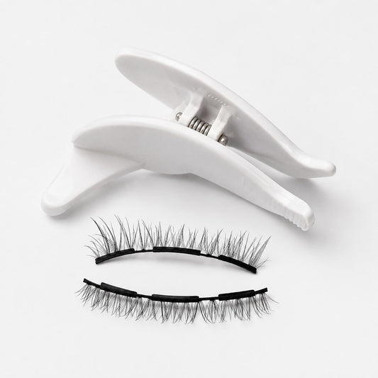 Pomence™ Magnetic Lashes. Pomence Magnetic Lashes set with applicator, clean packshot