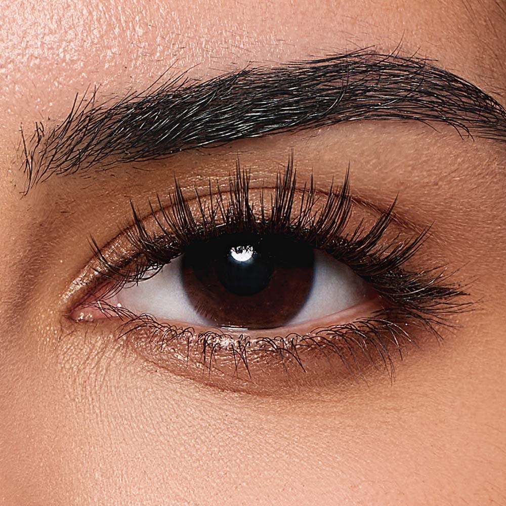 Pomence™ Soft Magnetic Eyelashes Kit. No.17 Ice Black: finished result, C Curl 50°