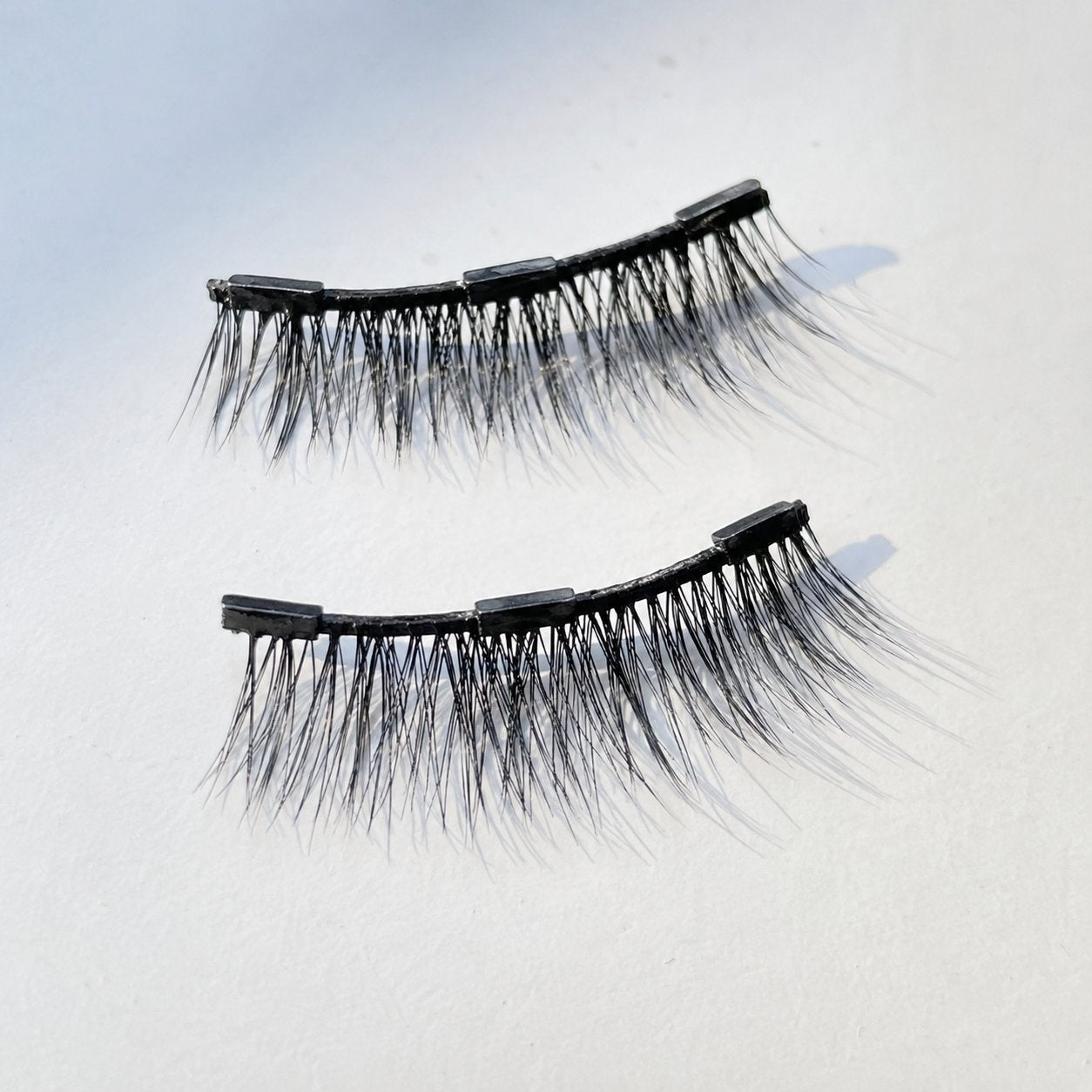 Two magnetic lash pieces with no glue or liner needed