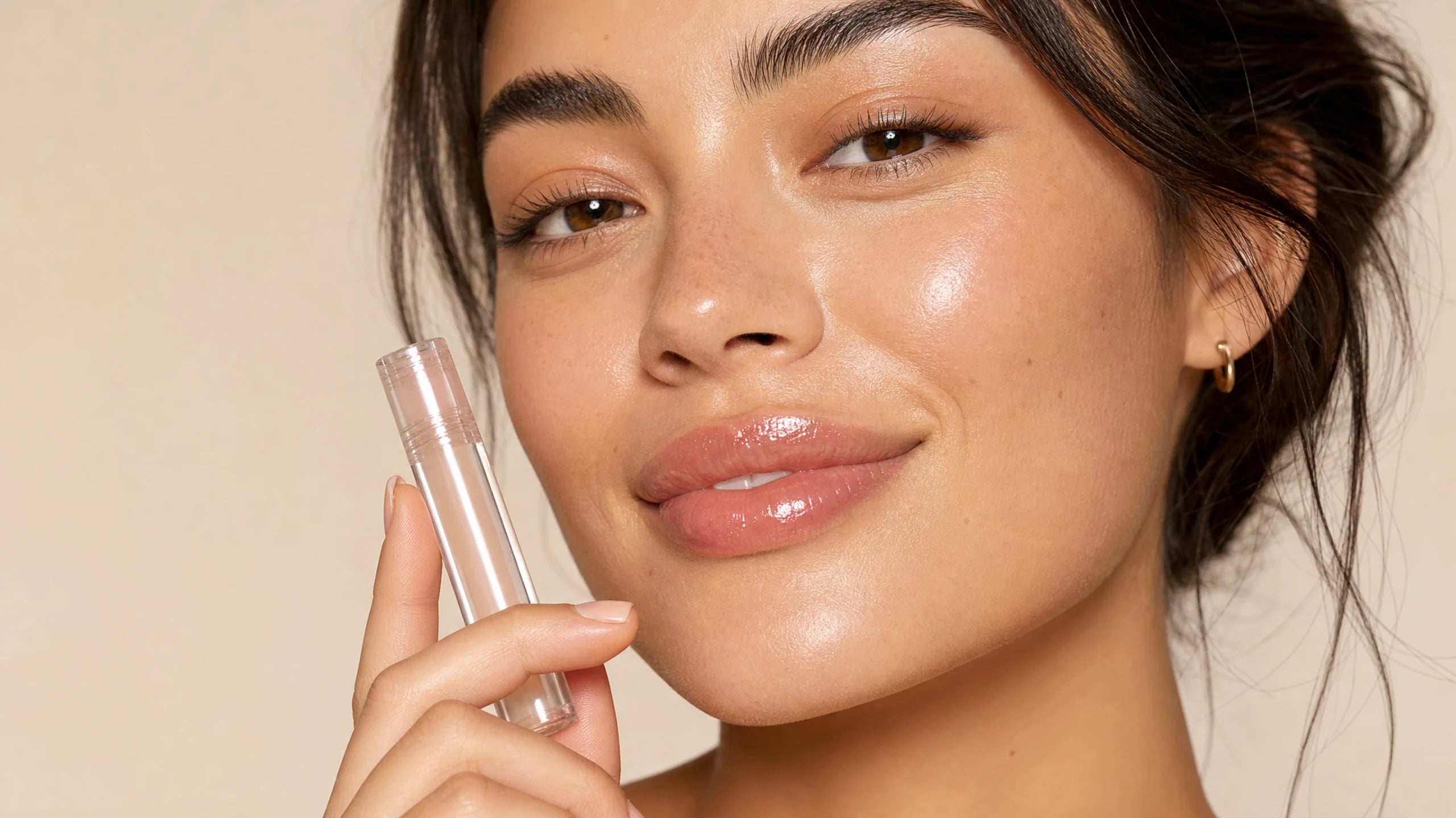 Layerable clear lip gloss for every look